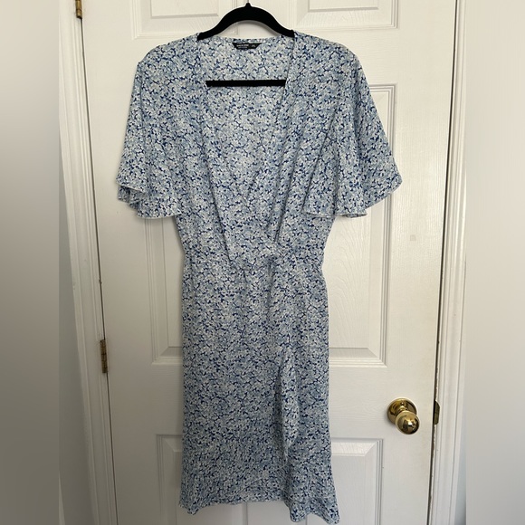 Light Blue Floral Sundress - Picture 1 of 3